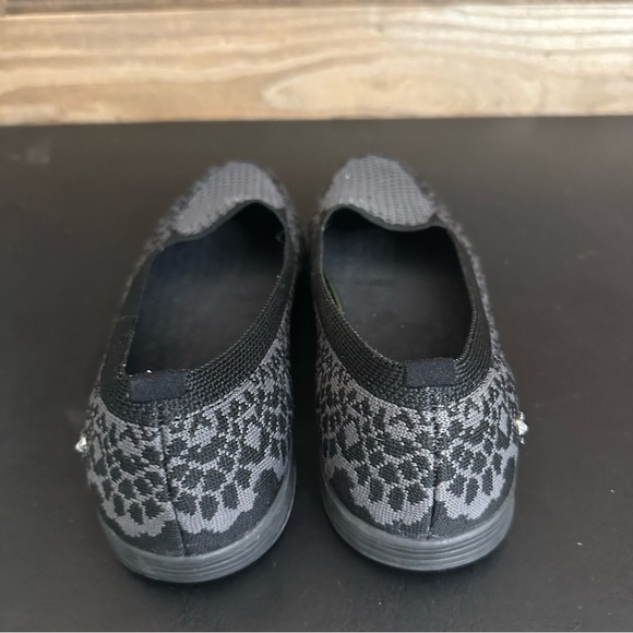 Skechers Women's On The Go Dreamy Black Gray Knit Slip On Shoes Size 9.5 - Picture 3 of 9